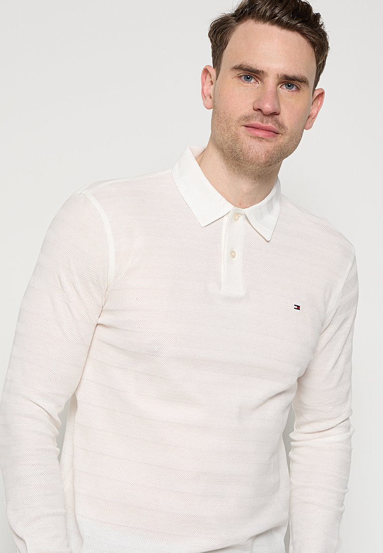 HERRINGBONE  Media 5