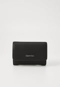 Calvin Klein MUST SMALL TRIFOLD ZIP - Wallet - black