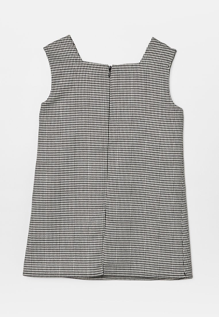 TWINSET
