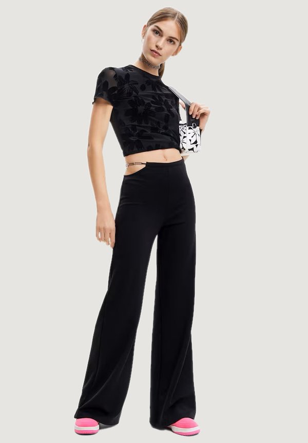 Desigual  SNOW