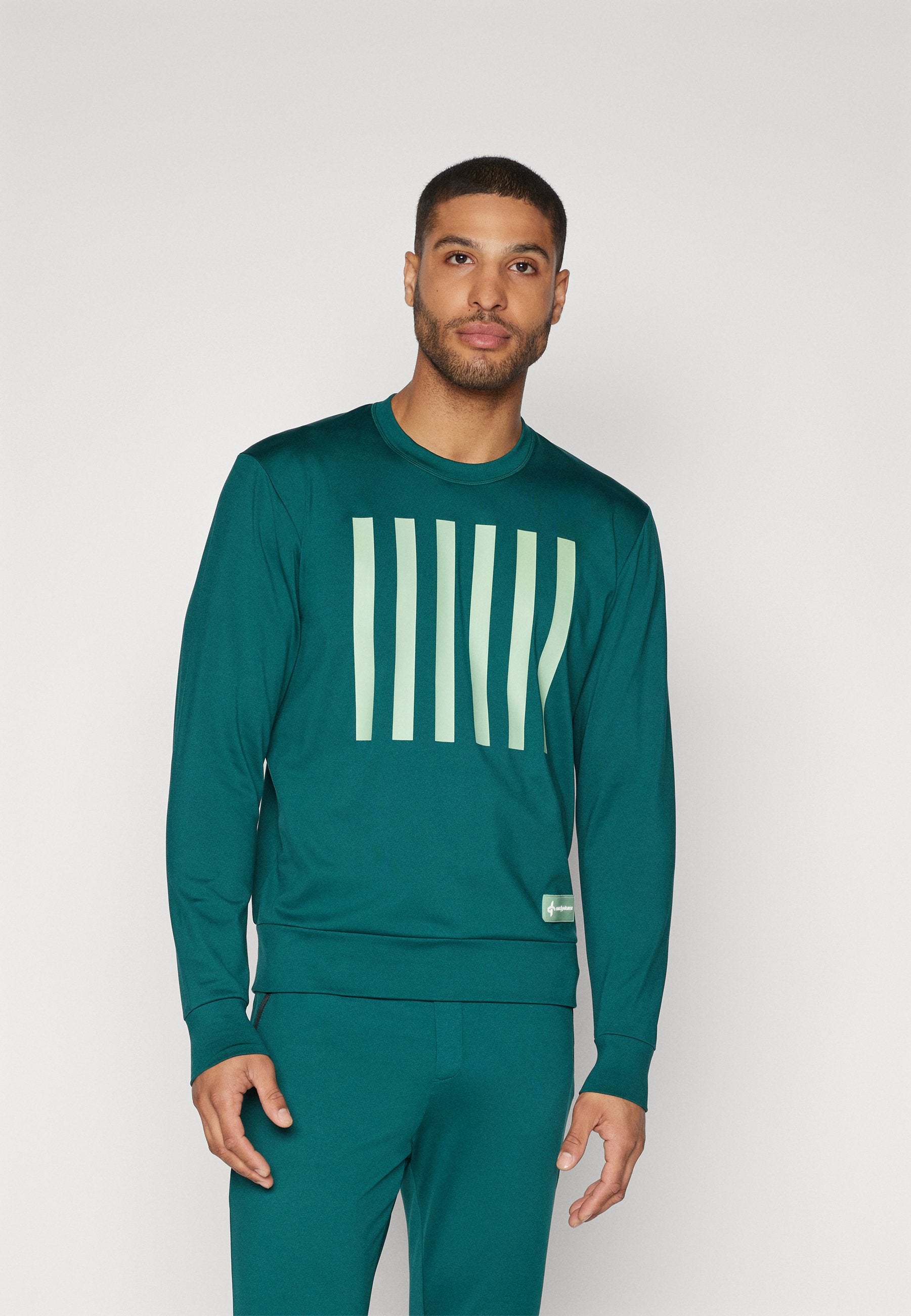 Cross Sportswear