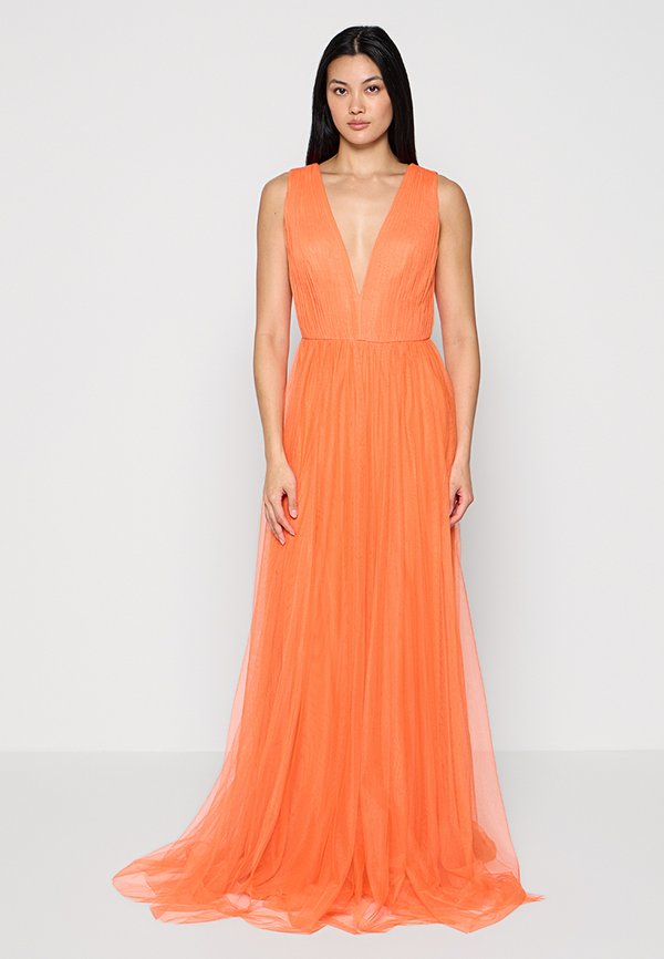 Pronovias VIAS