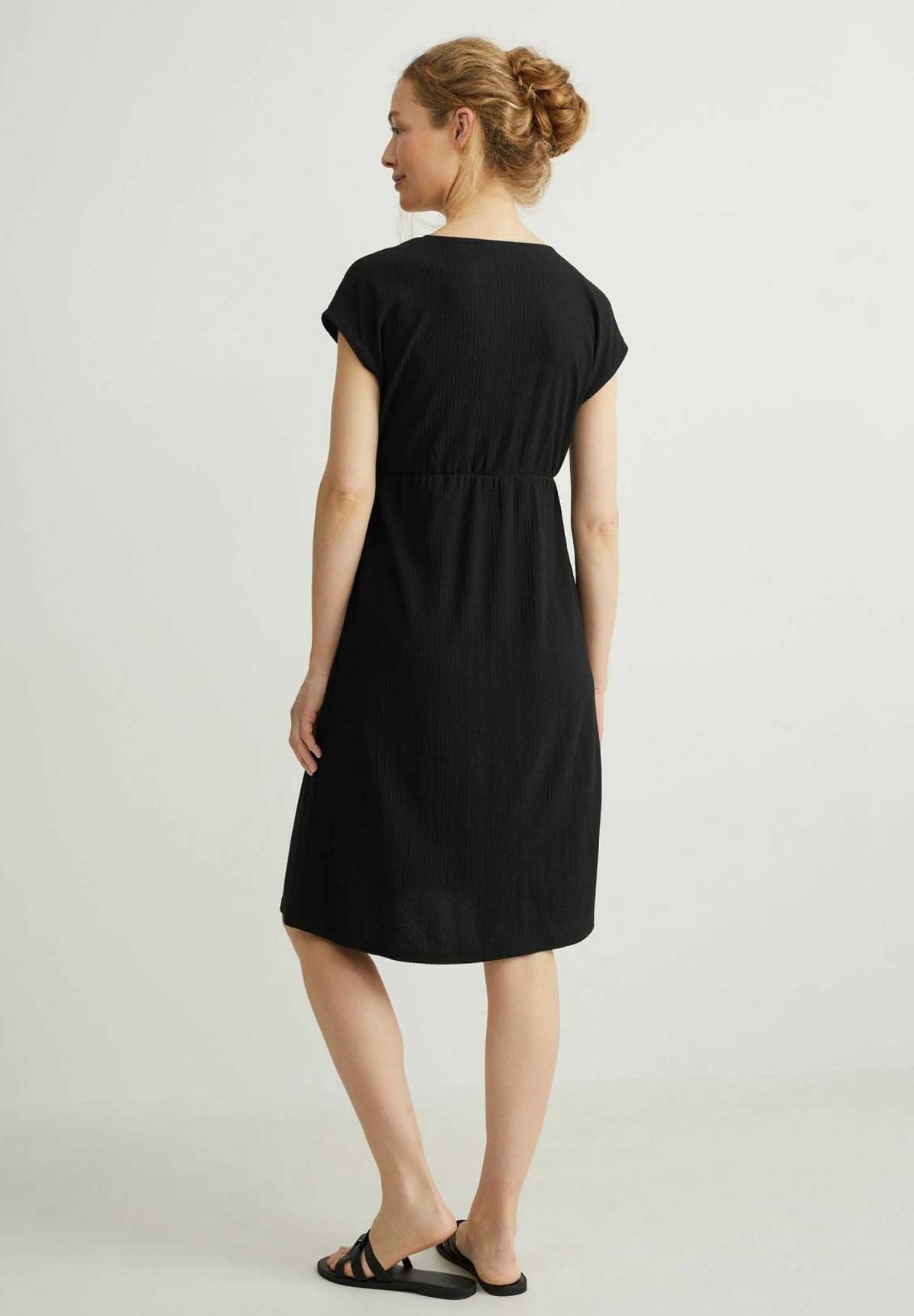 C&A MATERNITY