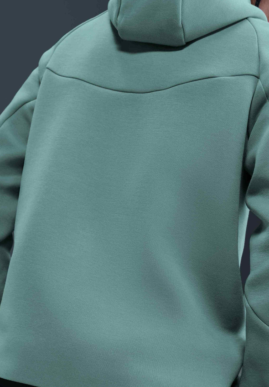 Nike Sportswear HOODIE