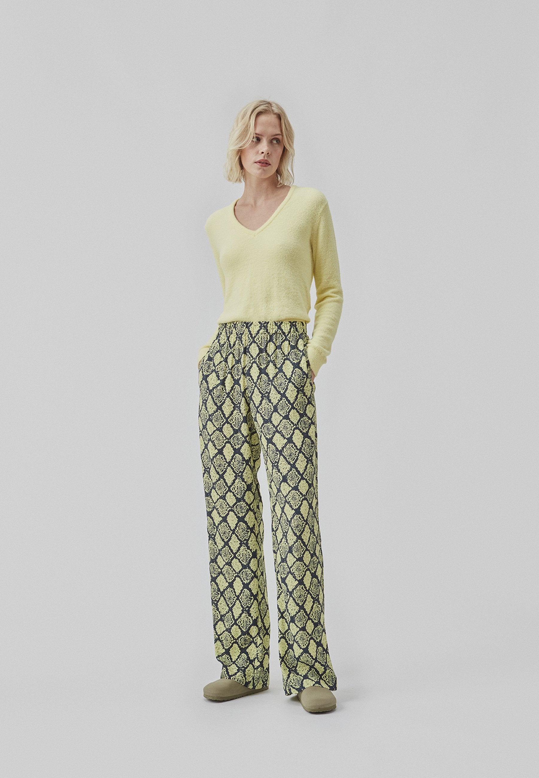 Modström CAMILA PRINT PANTS