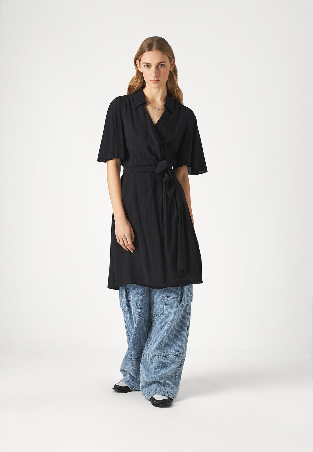 WRAP DRESS Media 2