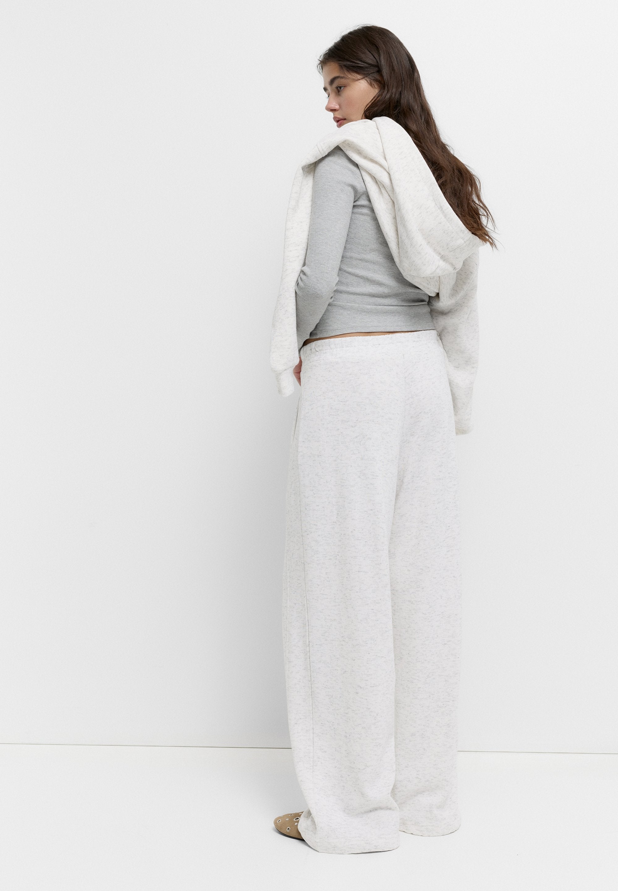 PULL&BEAR SOFT TOUCH - JOGGERS