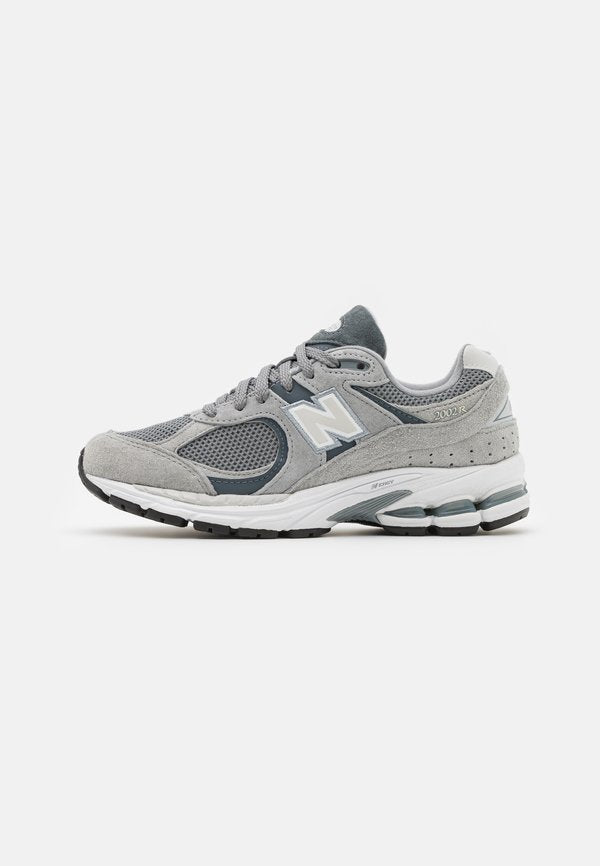 New Balance M2002 UNISEX - Trainers - dark grey