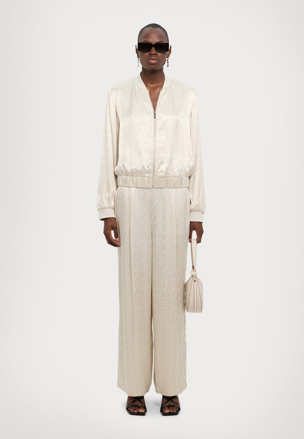 BLOUSON Media 2