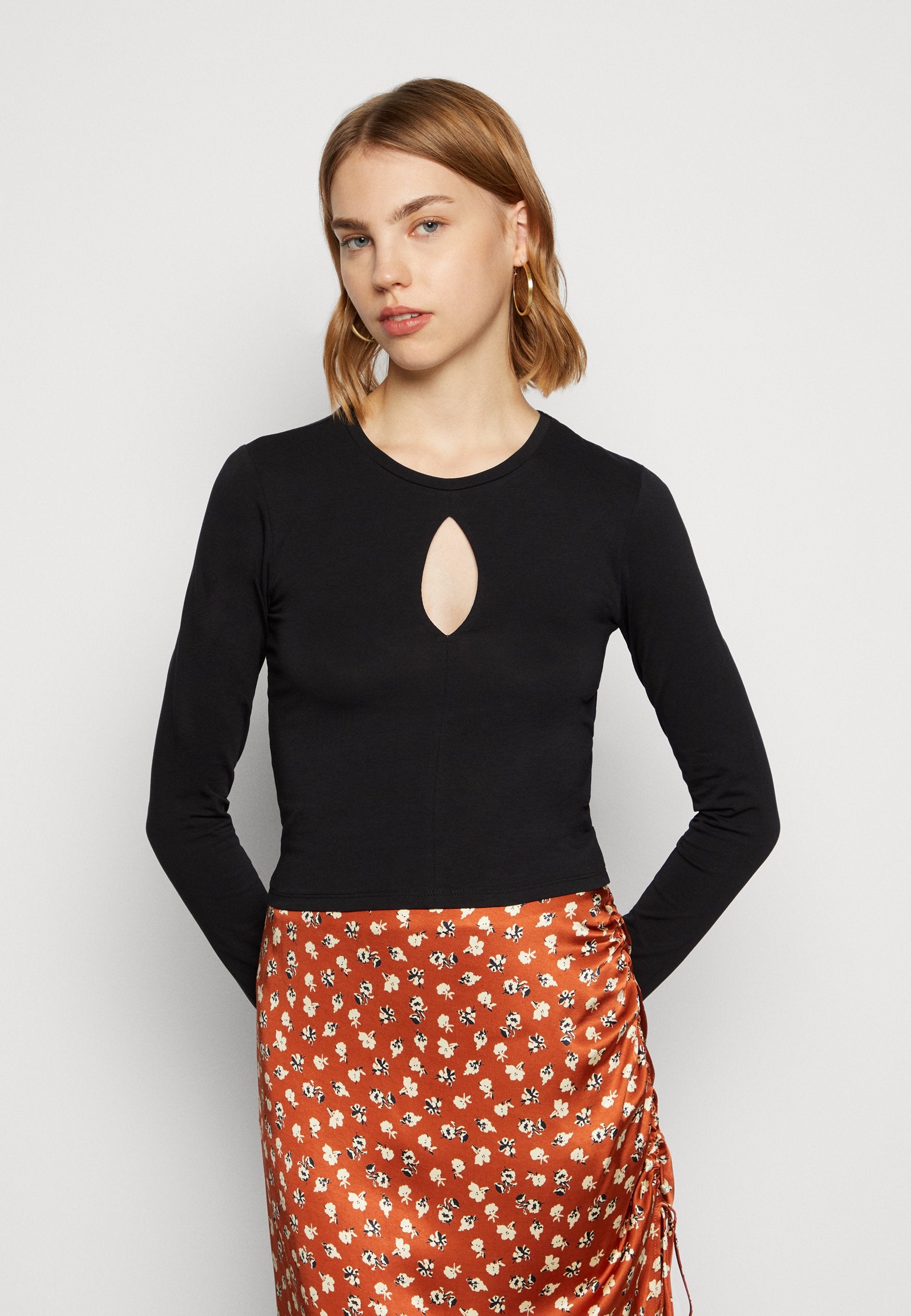Hollister Co. PLACKET CUTOUTS