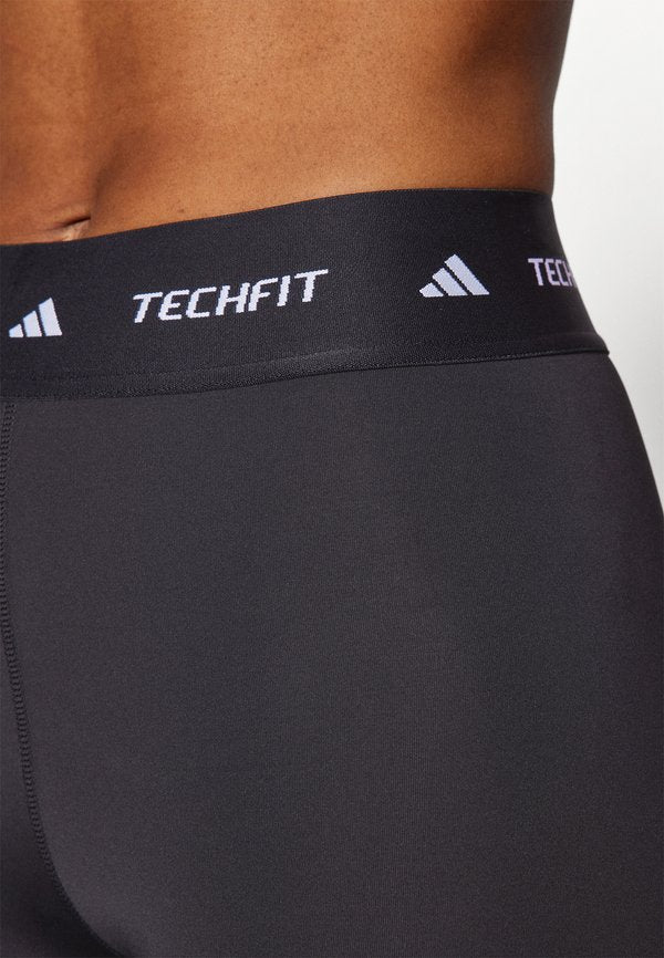 adidas Performance TECHFIT STAY INDOOR PLAY SHORT