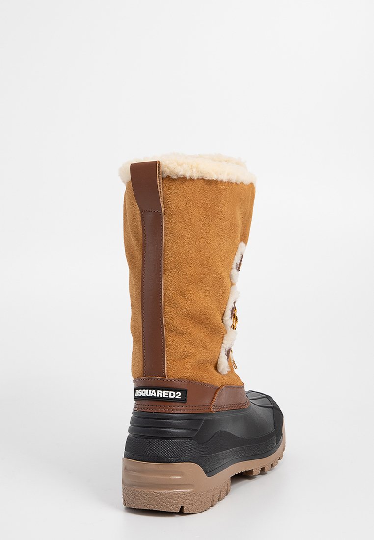 Dsquared2