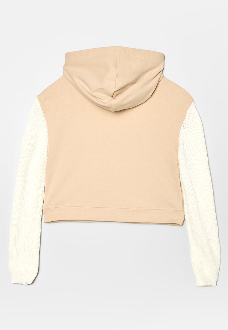TWINSET