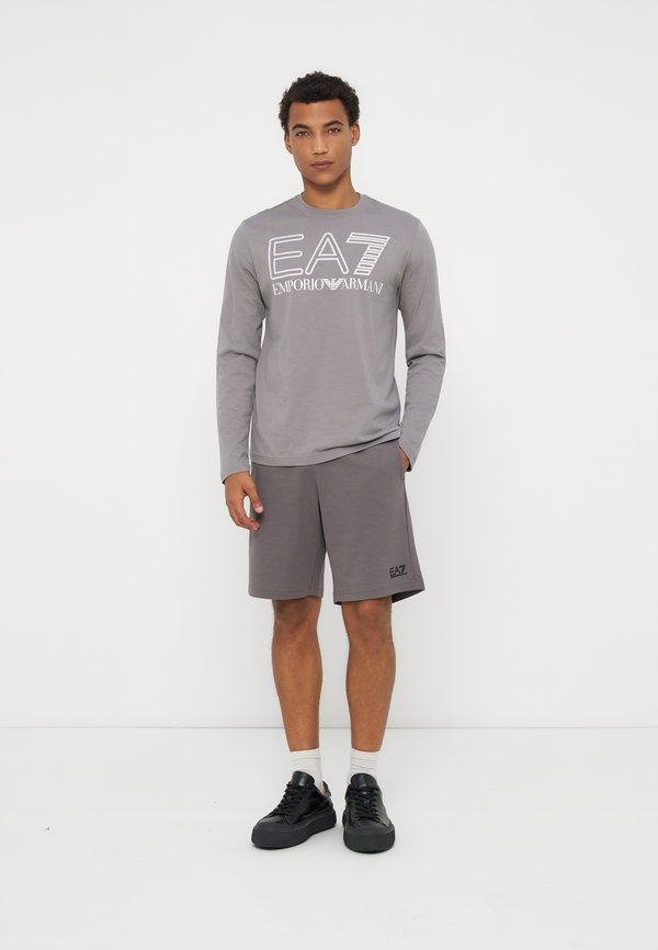 EA7 Emporio Armani