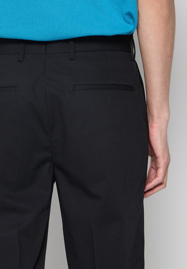 Calvin Klein SLIM FIT