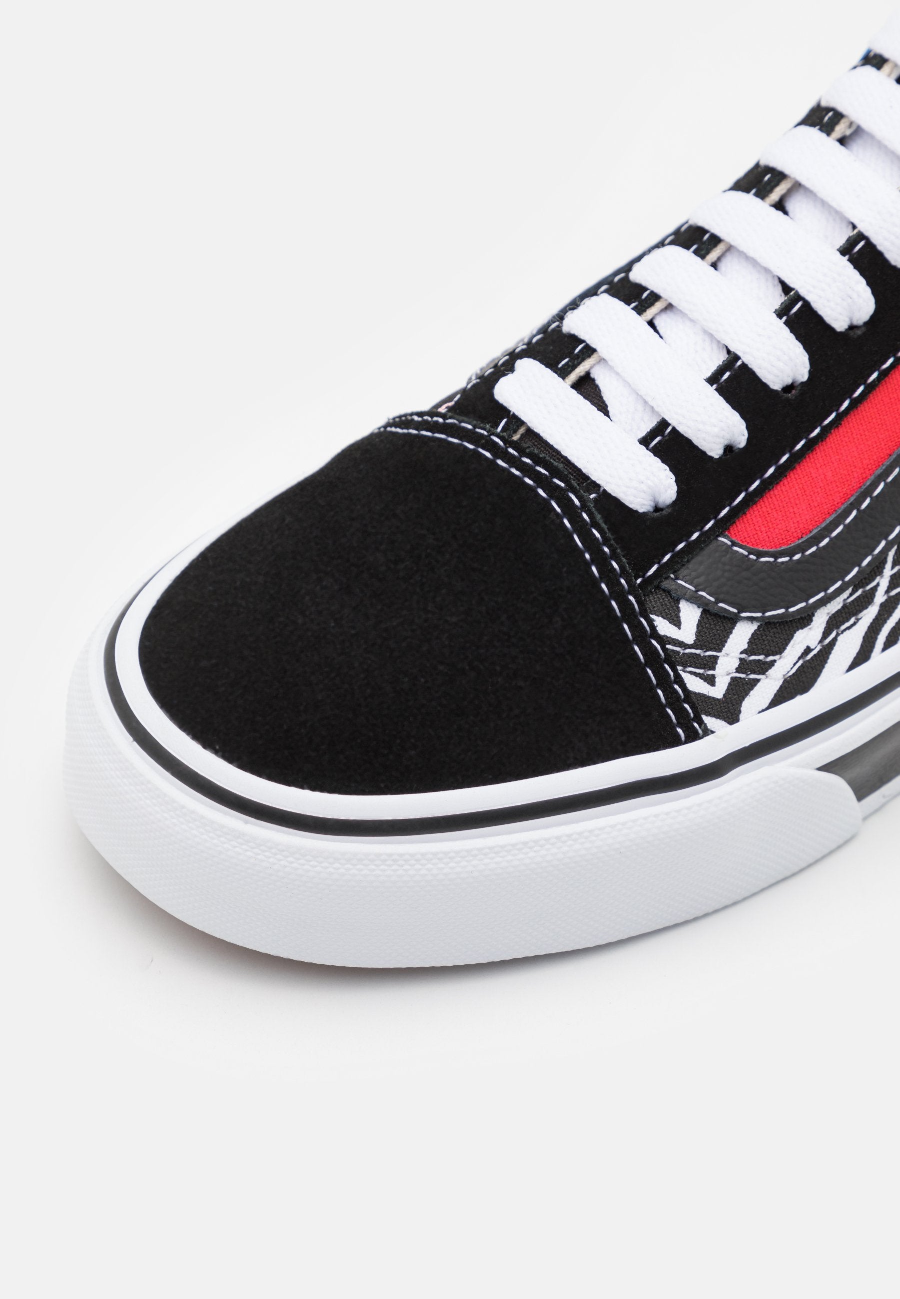 Vans UA OLD SKOOL