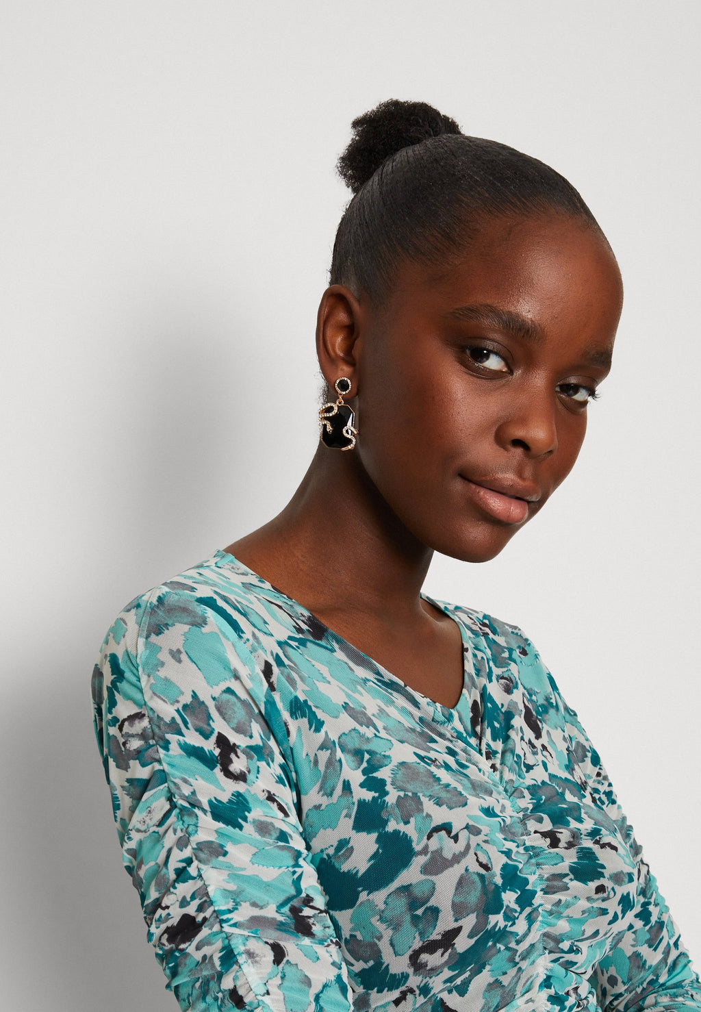 Soaked in Luxury DEMARA SHORT DRESS