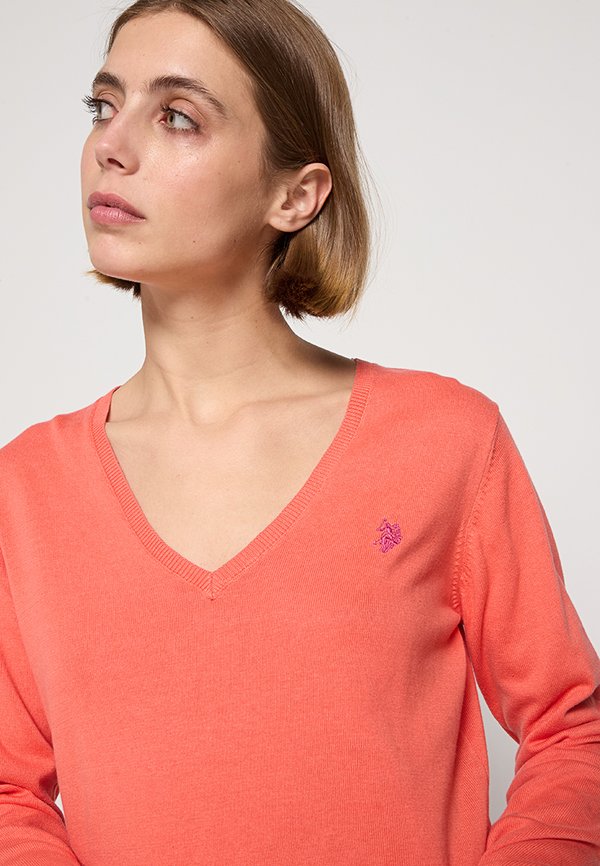 U.S. Polo Assn.