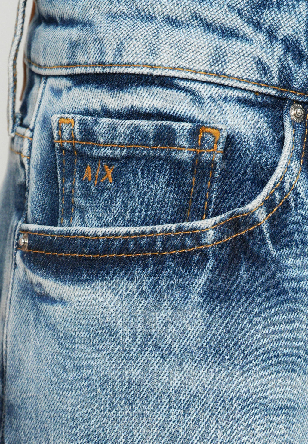 Armani Exchange Jeans Relaxed Fit Media 5