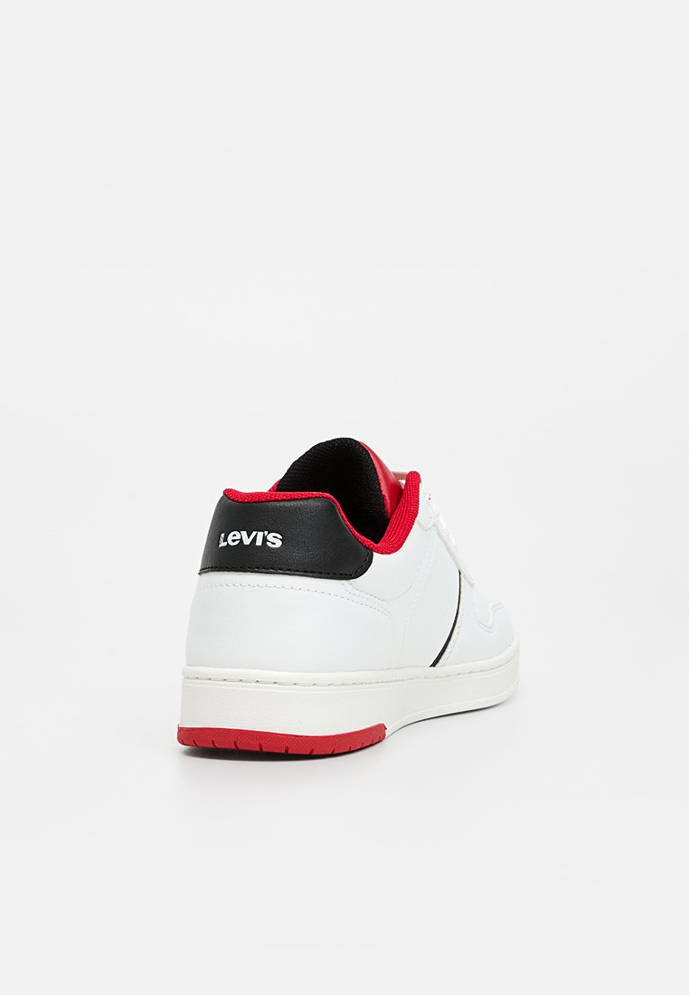 Levi's® KICK