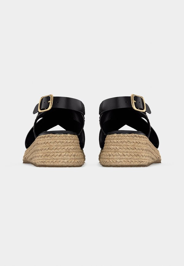 ONLY SHOES by Zalando ONLMINERVA STUDS CROSS STRAP