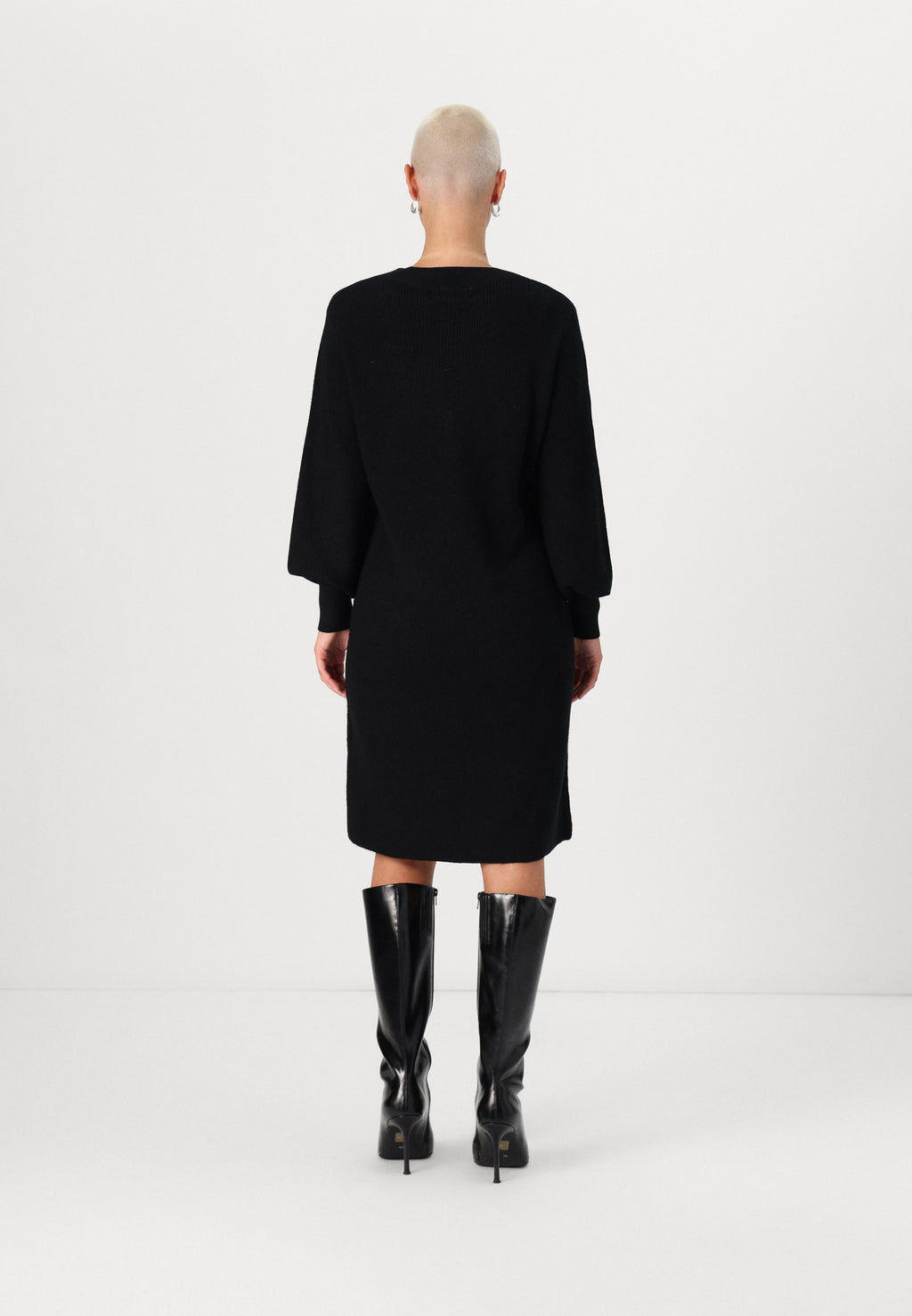 ONLKATIA V NECK DRESS Media 4