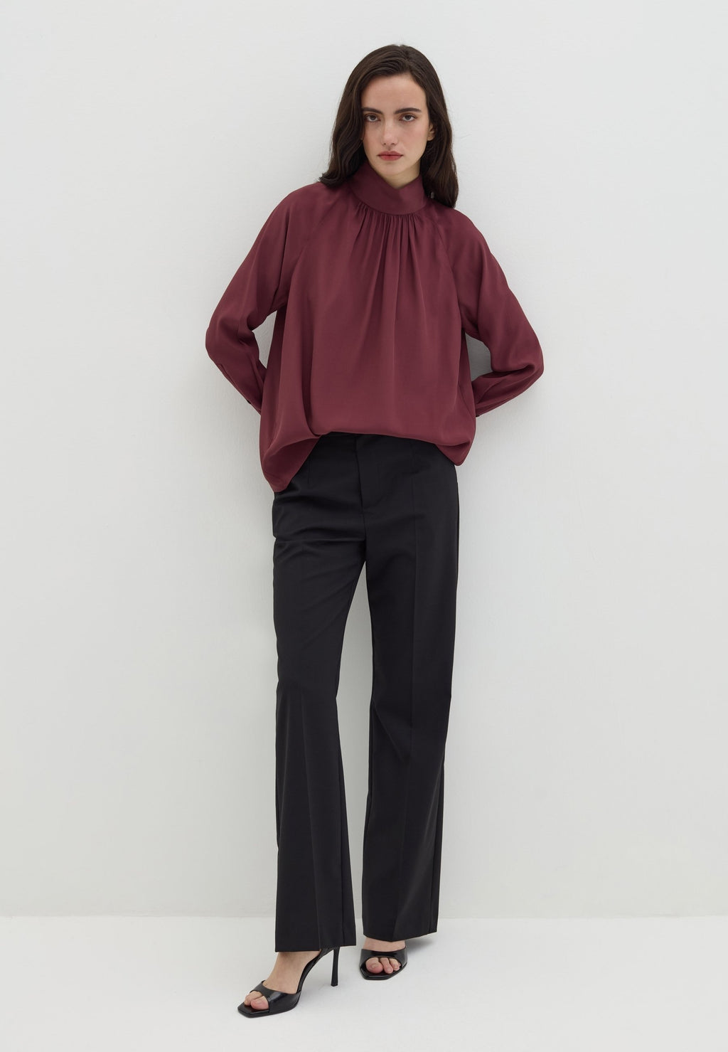 Stefanel WITH HIGH NECK