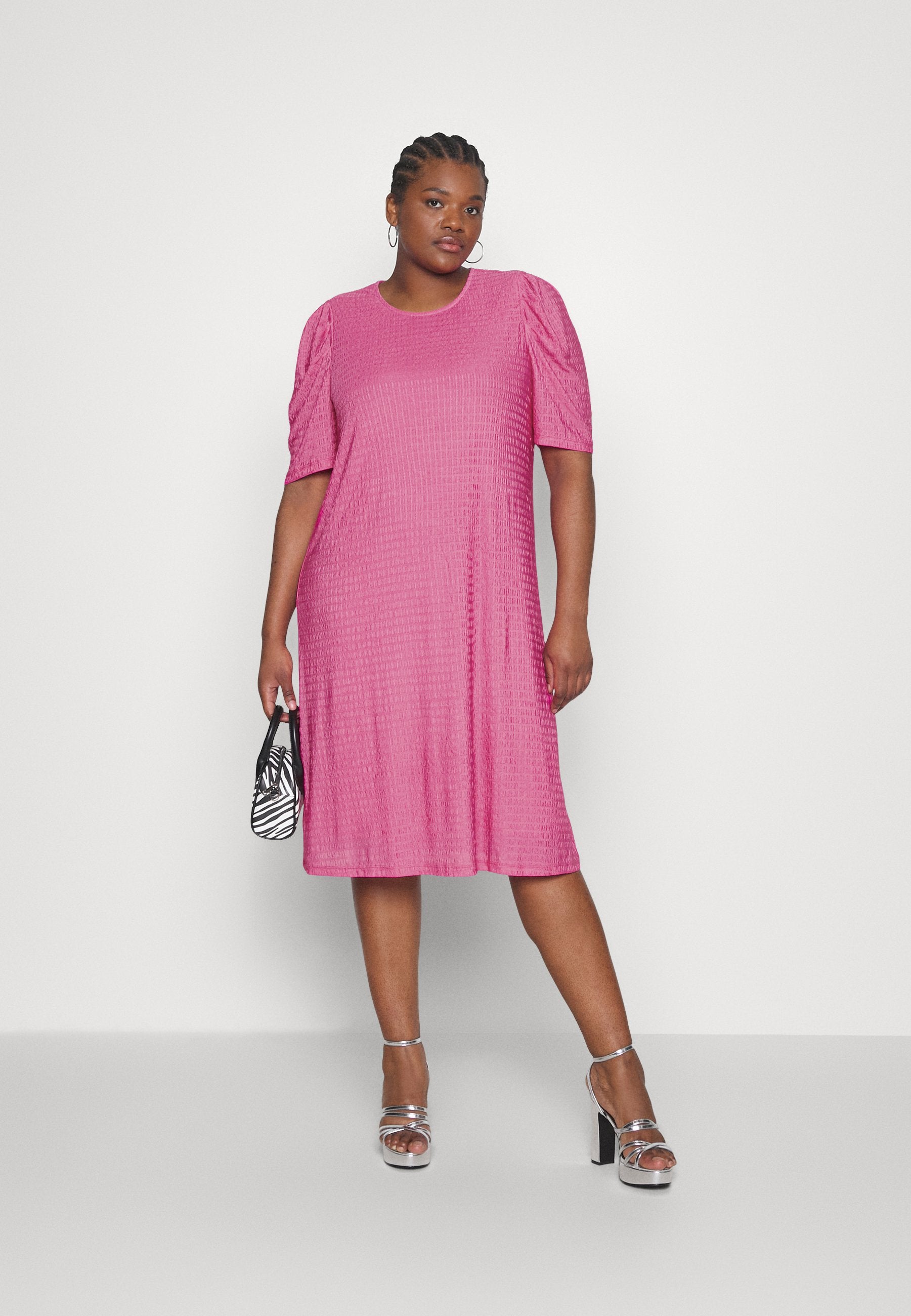 EVOKED VILA VINATALIA MIDI DRESS