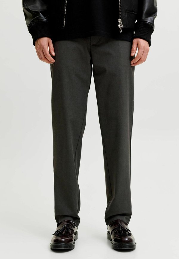 Jack & Jones JPSTOLLIE CONNOR CHINO - Chinos - dark earth