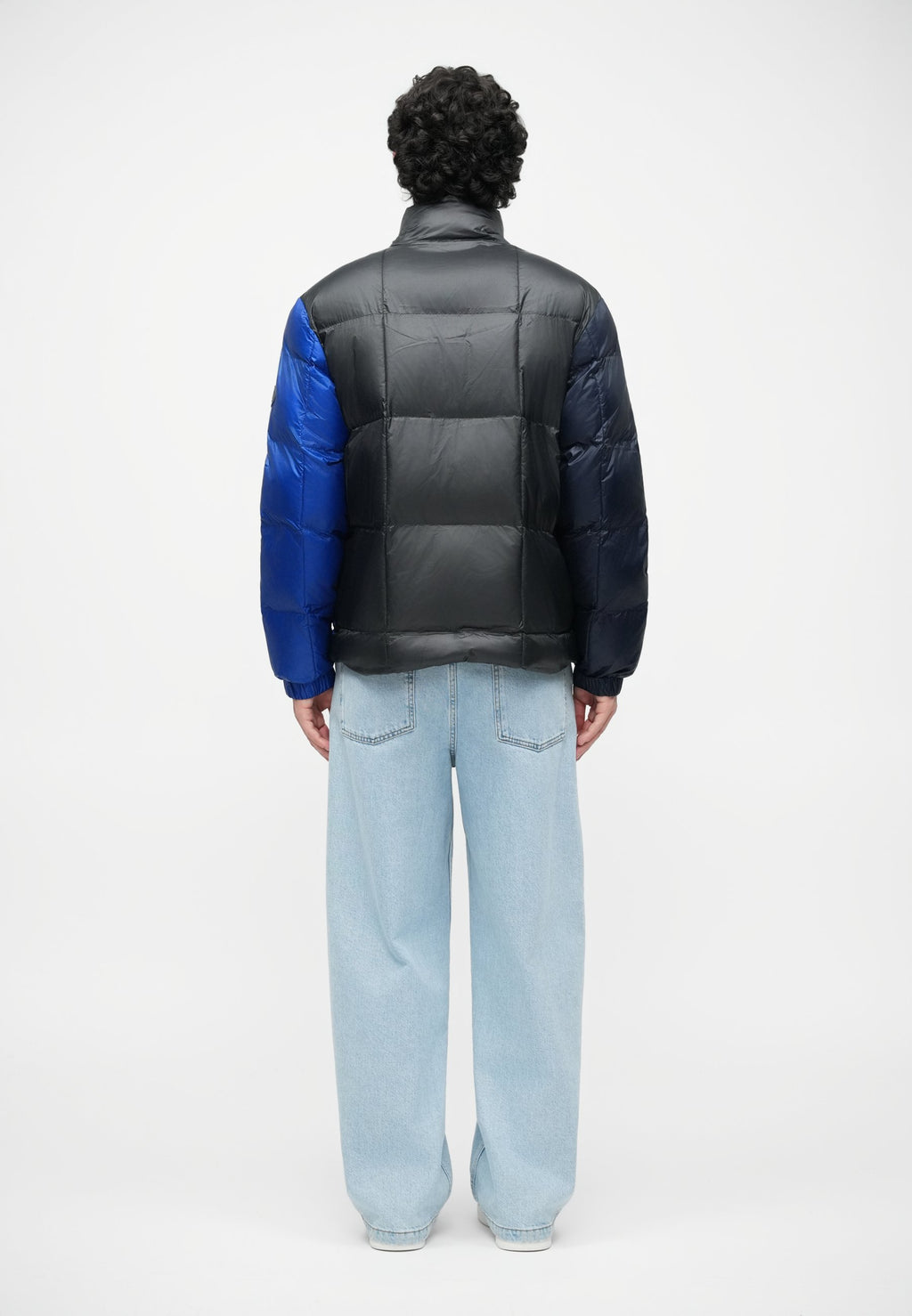MOUNTAIN JACKET Media 4