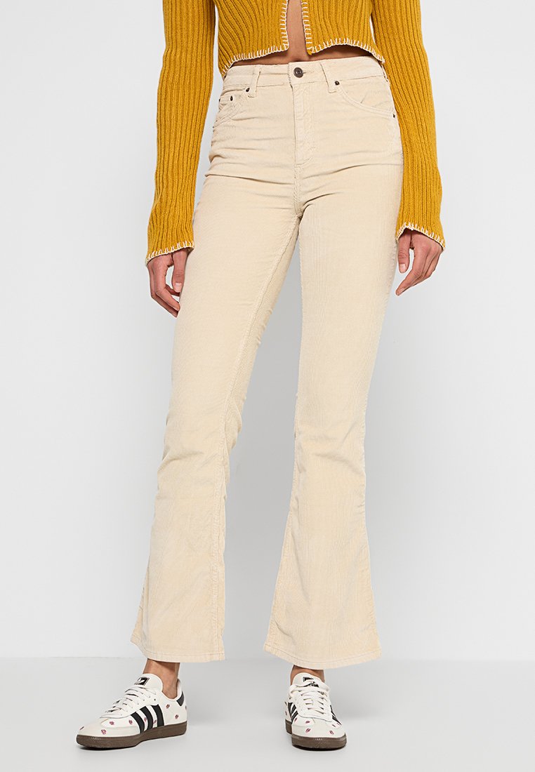 BDG Urban Outfitters FLARED