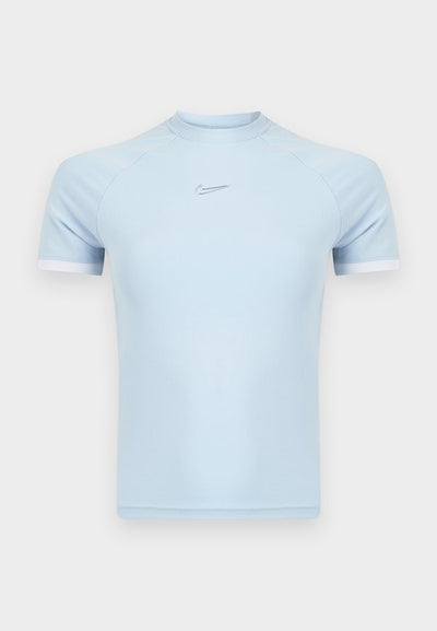 Nike Sportswear FITTED
