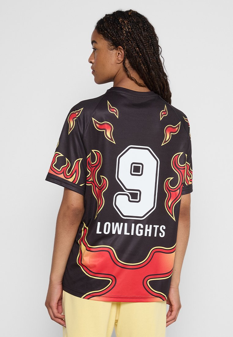 LOW LIGHTS STUDIOS®