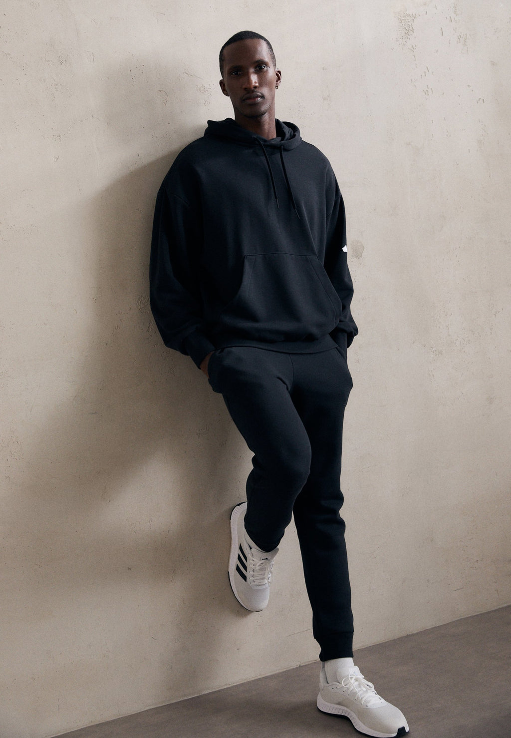 adidas Sportswear ESSENTIALS LOSE FIT HOODIE