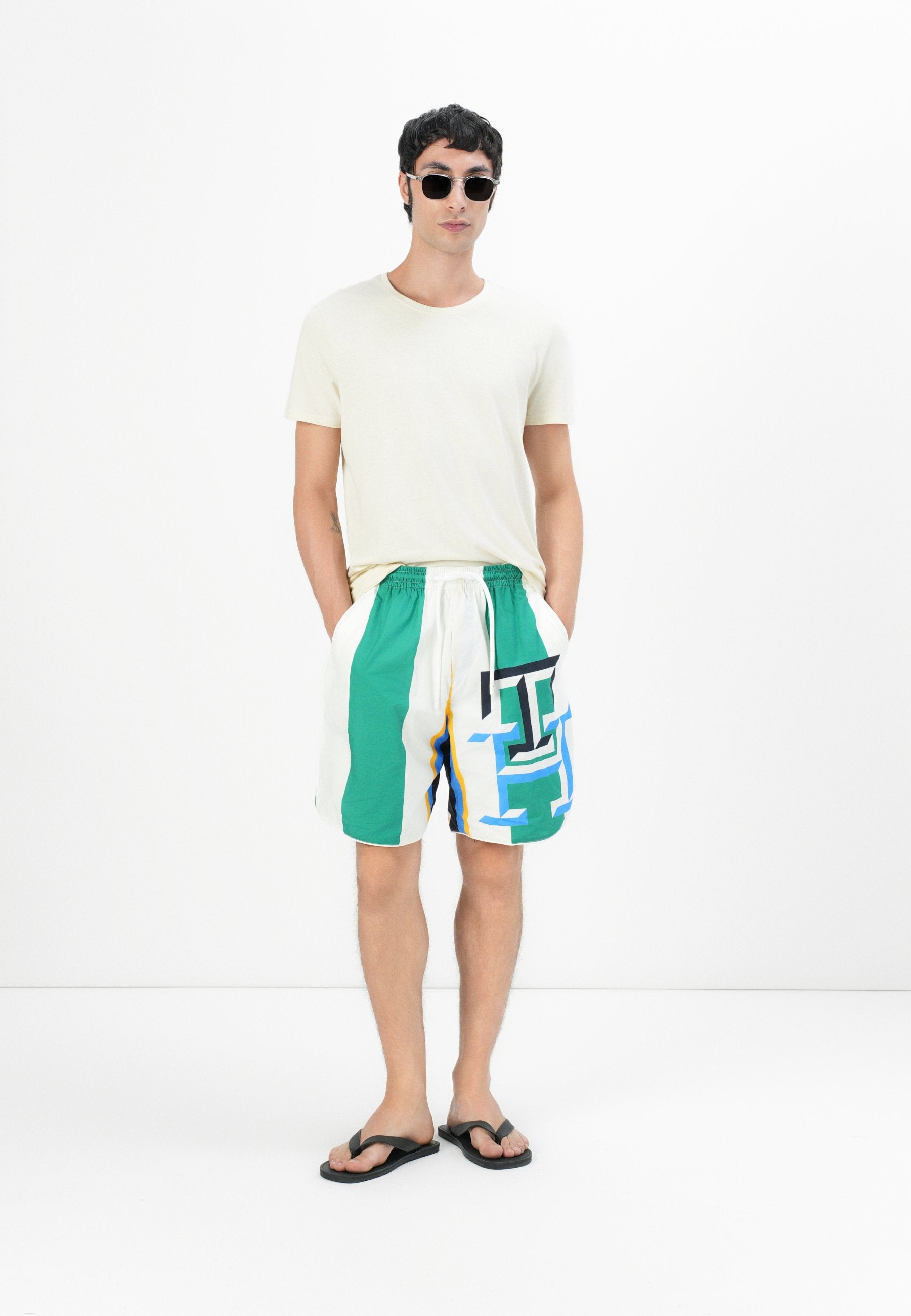 Tommy Hilfiger Shorts Media 3