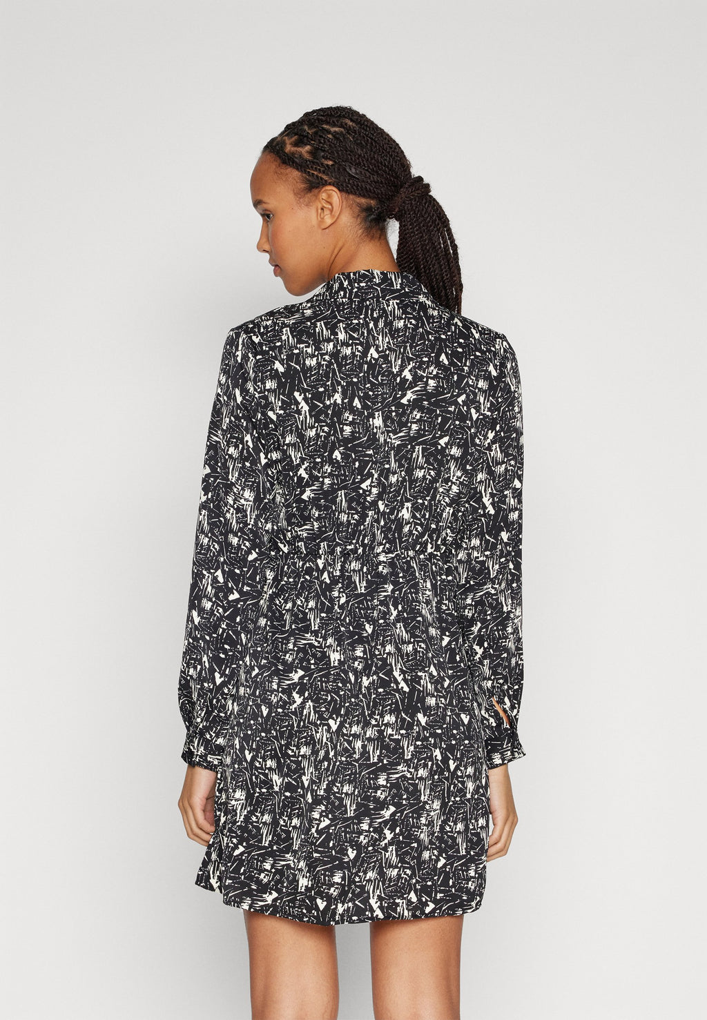 ONLDALINA SHORT DRESS Media 4