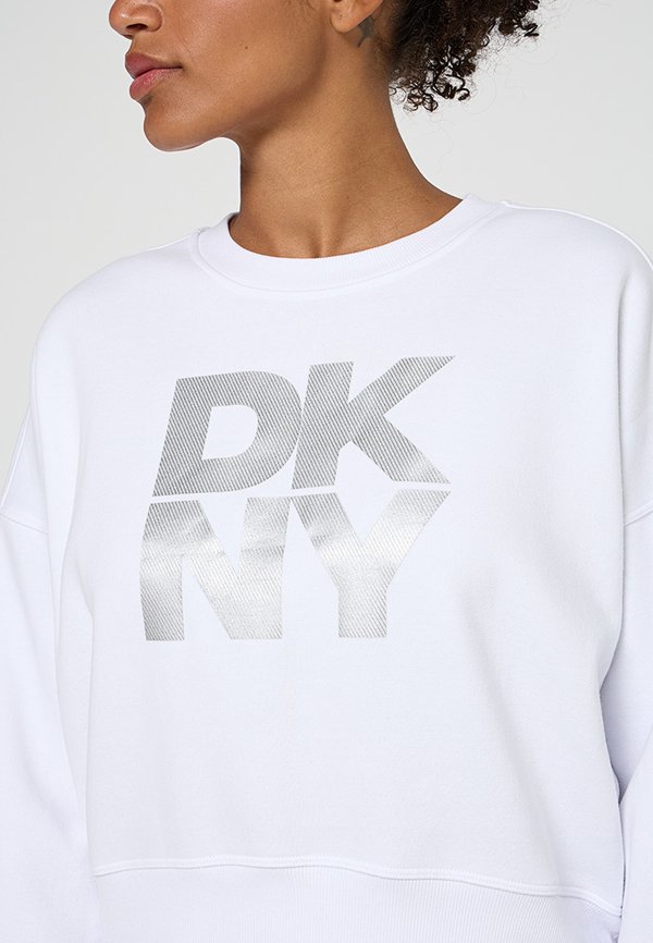 DKNY Sport