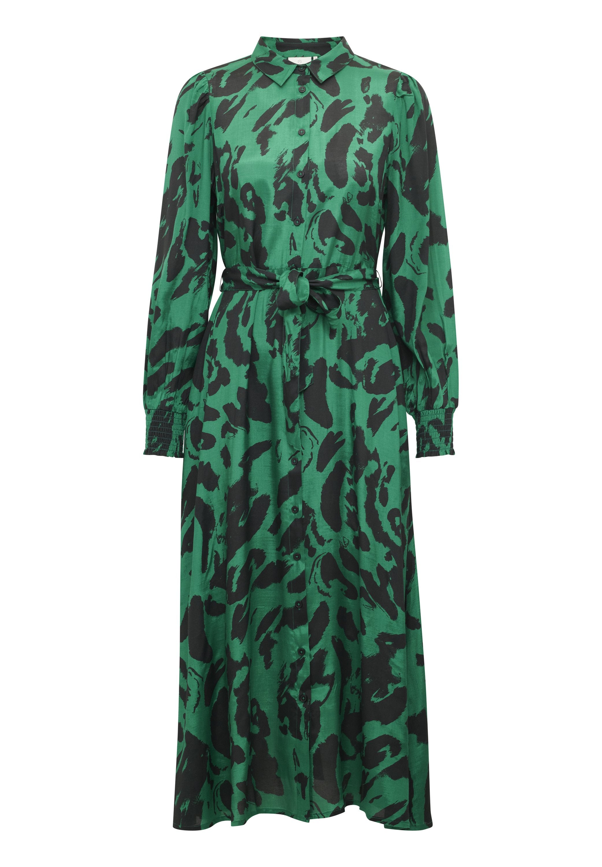 Grünes Leopardenmusterkleid mit Kragen, Knopfverschluss, langen Ärmeln und gebundenem Taillengürtel. Aus einem glatten, leichten Stoff gefertigt.