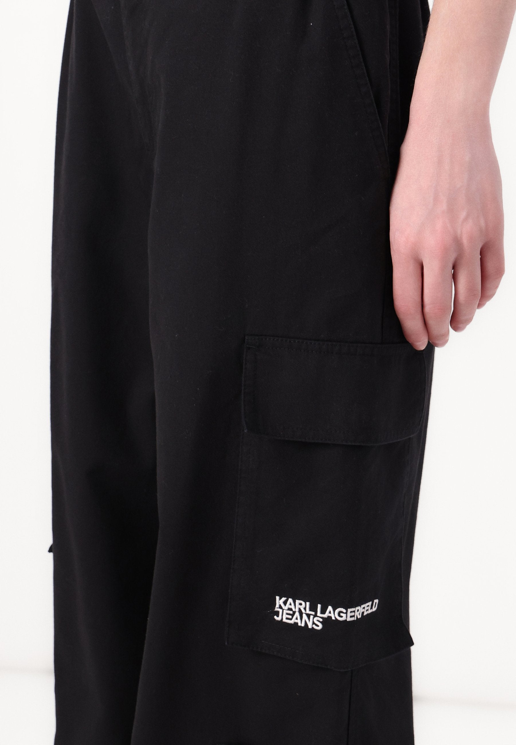 PANT Media 6