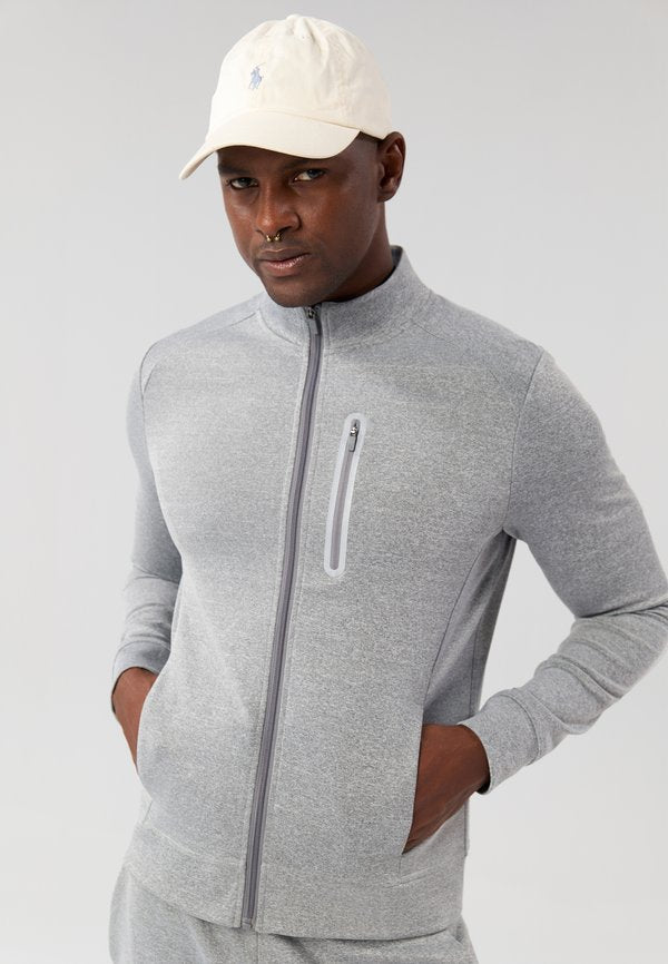 Pier One Sport