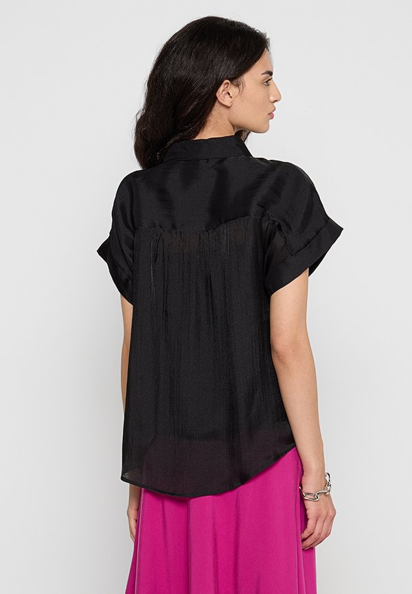 DKNY
