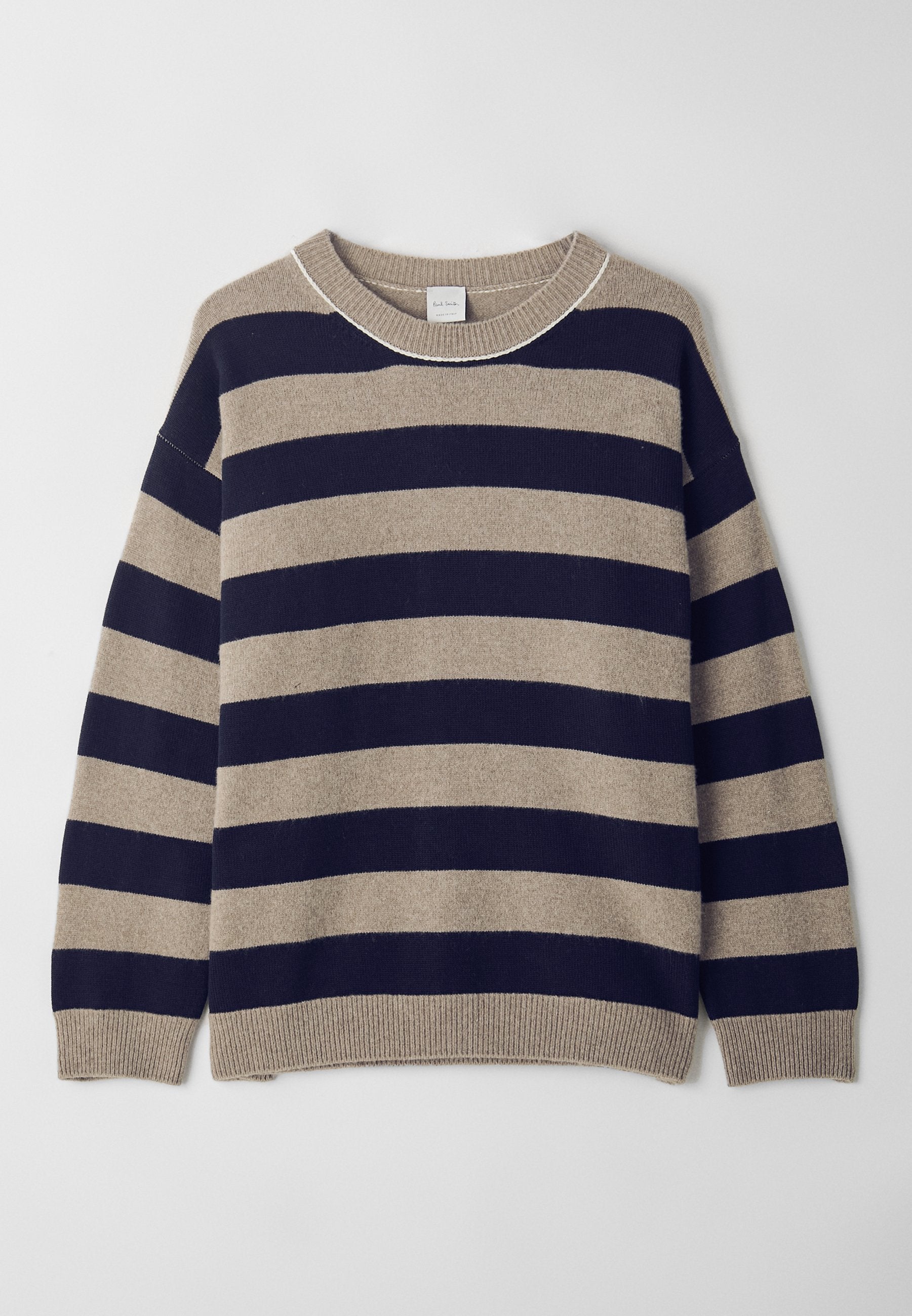 Gestreifter Pullover in Beige und Marineblau, aus weichem Material gefertigt. Verfügt über einen Rundhalsausschnitt, überschnittene Schultern sowie Rippbündchen und -saum.