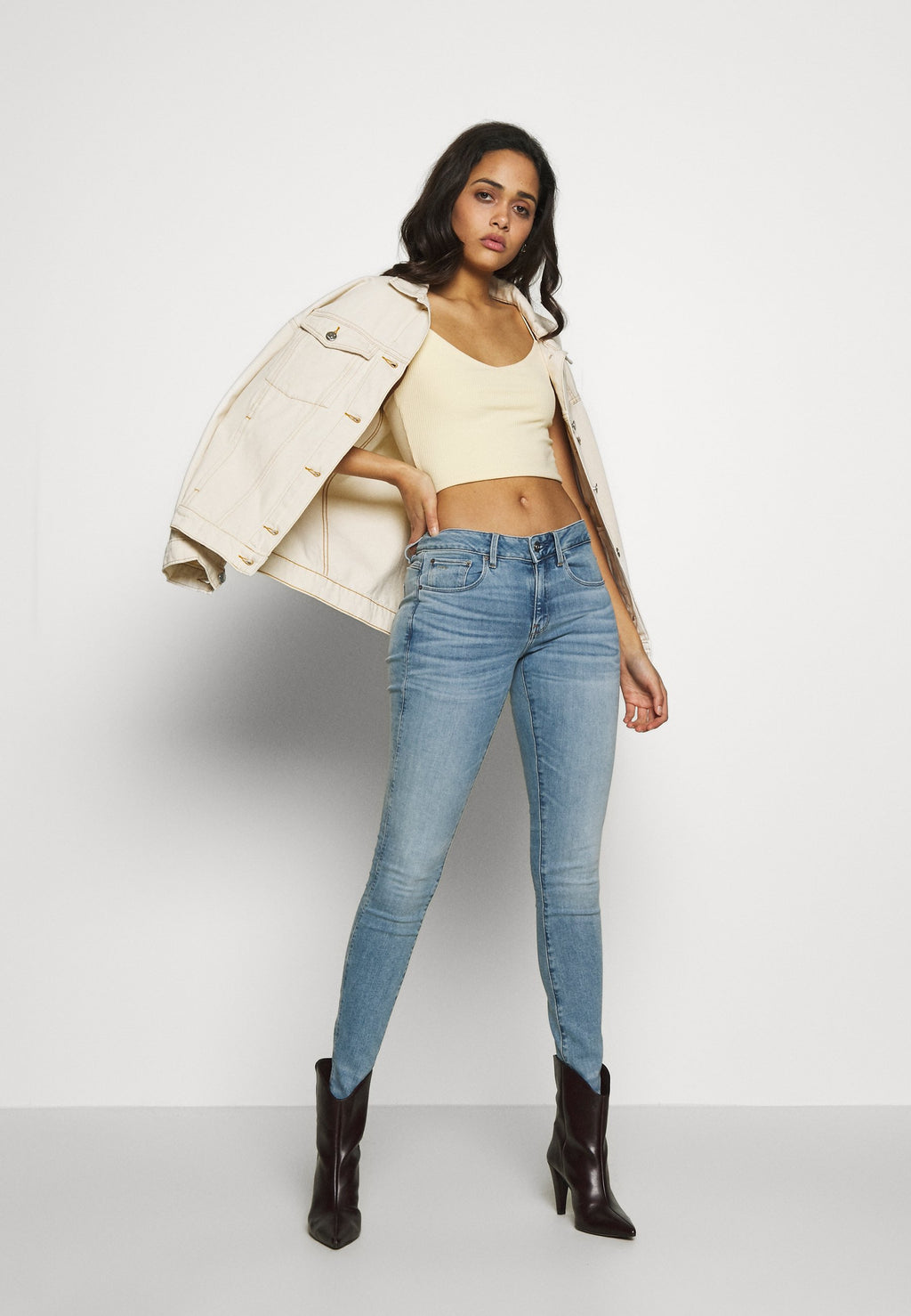 3301 MID SKINNY Media 2