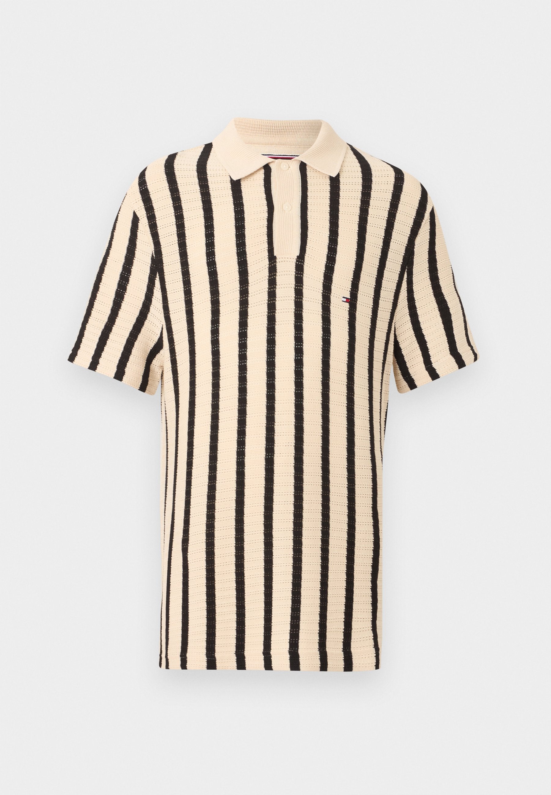OPEN RELAXED FIT Media 1