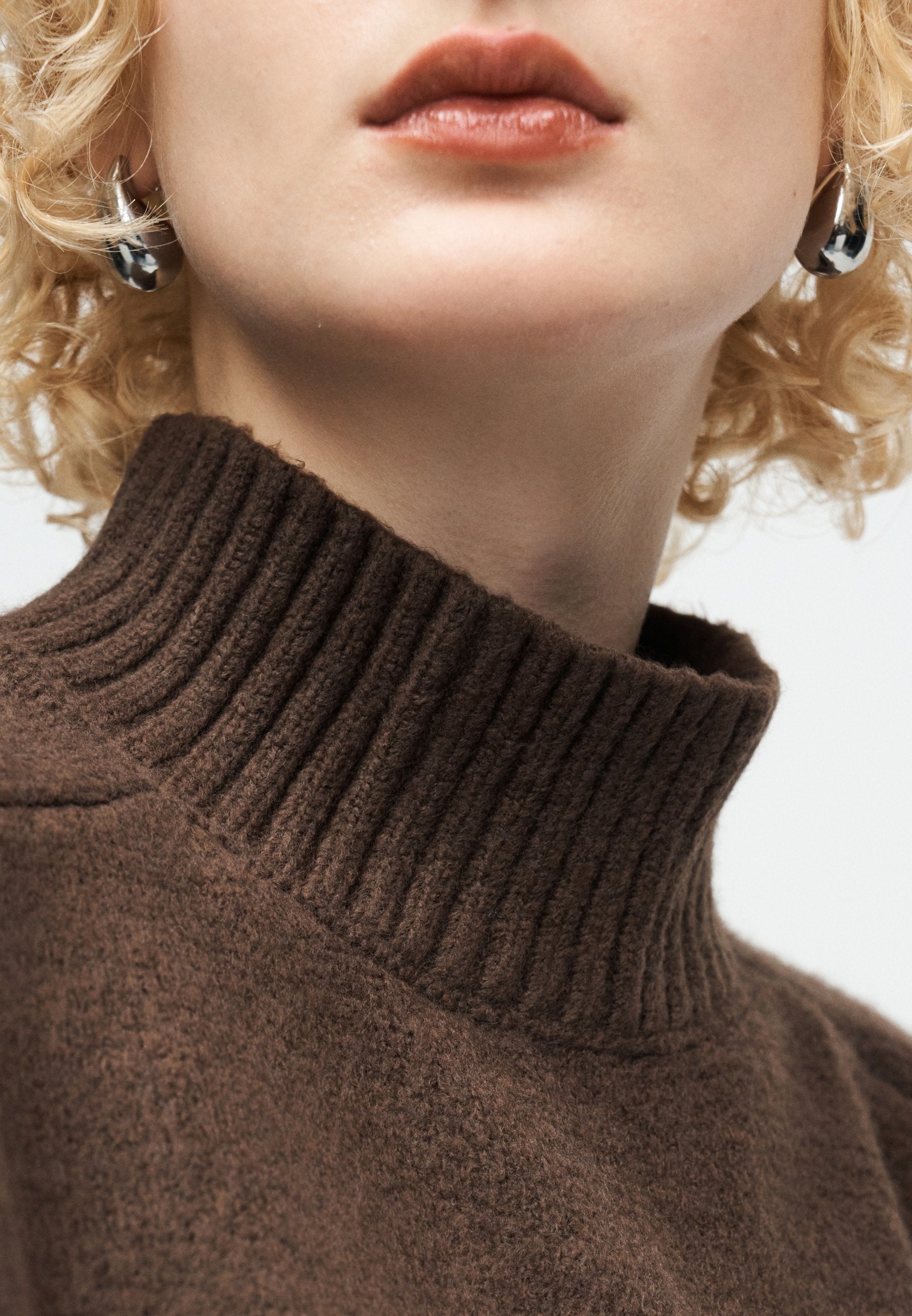 Abercrombie & Fitch MADELINE MOCKNECK