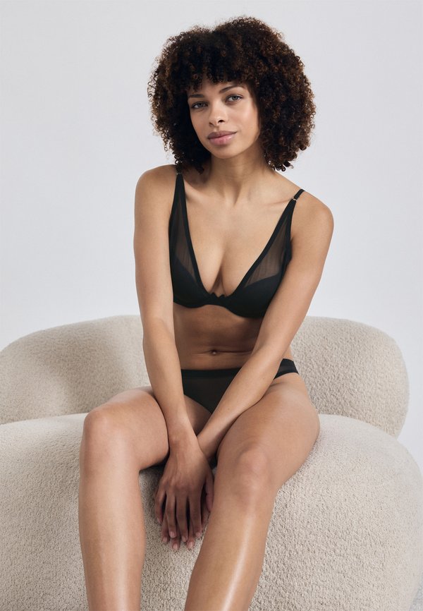 Calvin Klein Underwear PLUNGE MINIMALIST