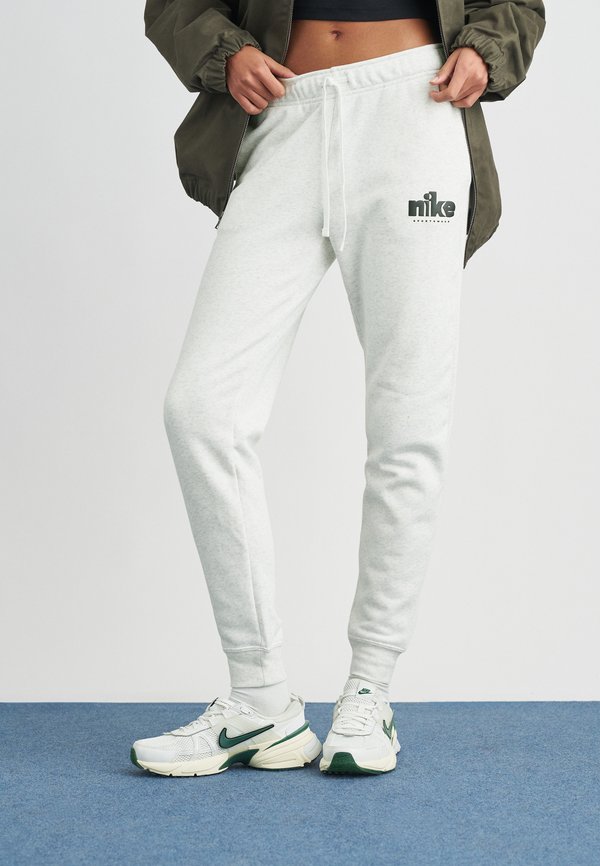 Nike Sportswear CLUB PANT - Tracksuit bottoms - birch heather/black