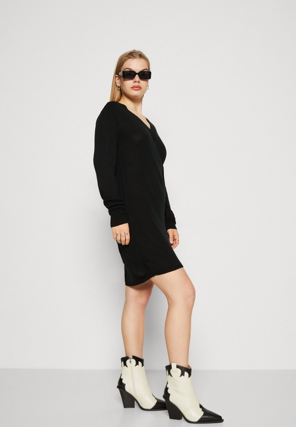 JDY JDYLAURA V NECK DRESS