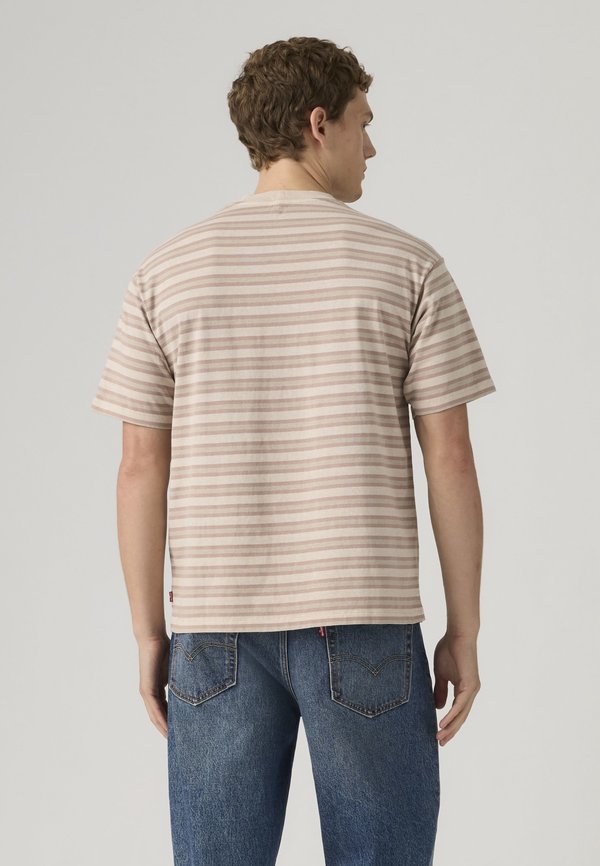 Levi's® VINTAGE TEE