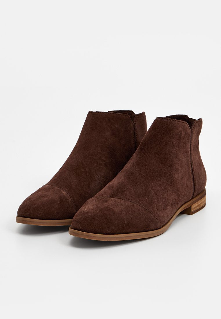TOMS